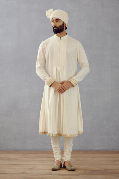 Mogra Gaurish Sherwani Set
