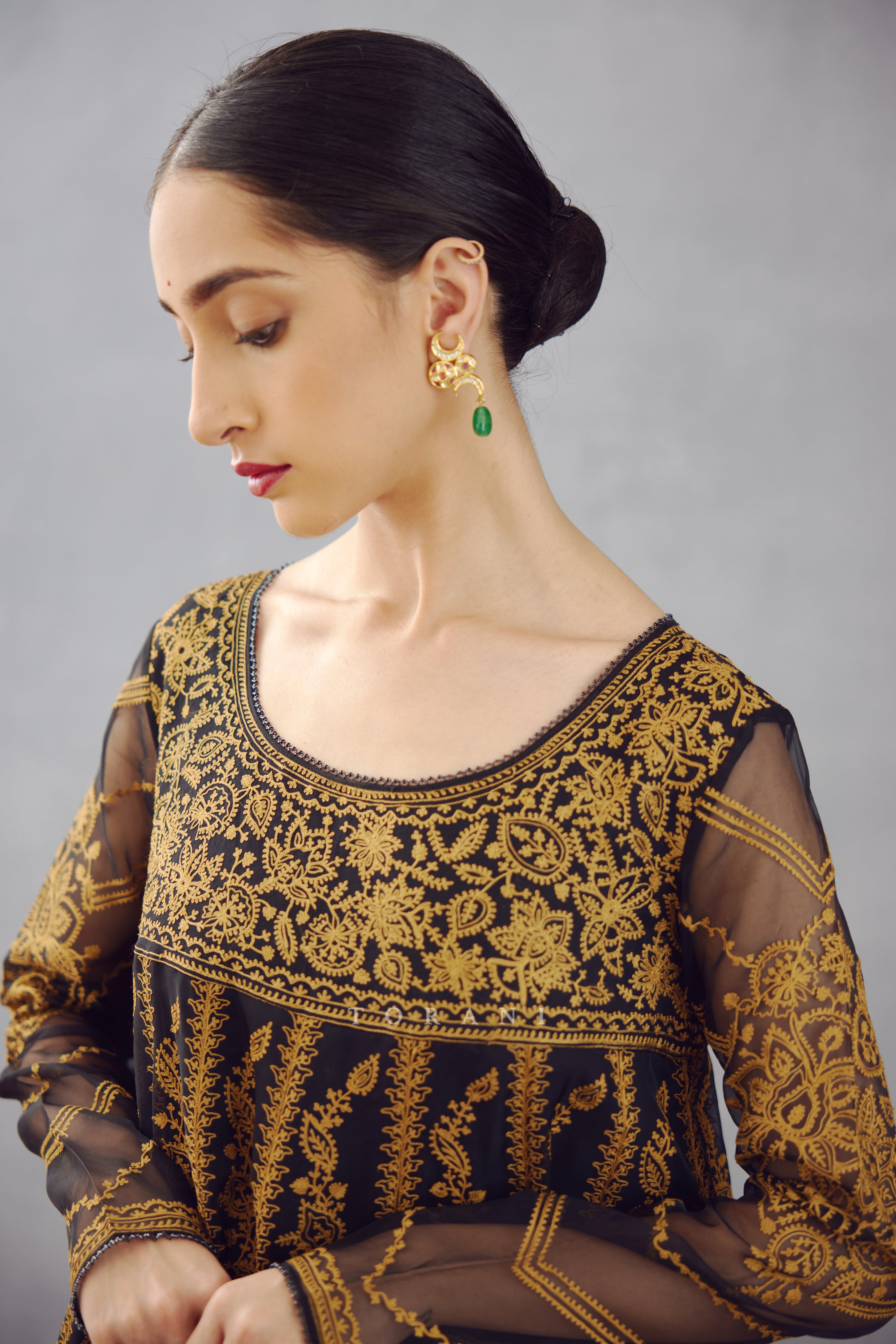 Gulghast Zaar Kalidaar Paavni Kurta Set