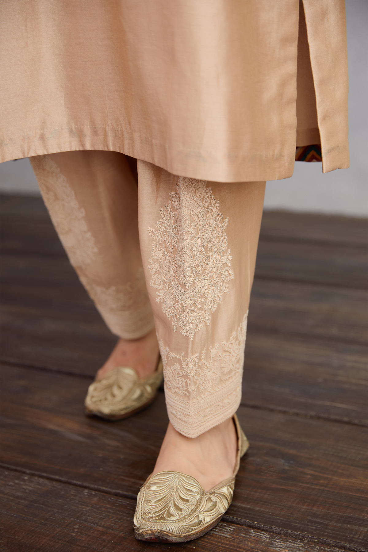 Chandan Revaa Kurta Set