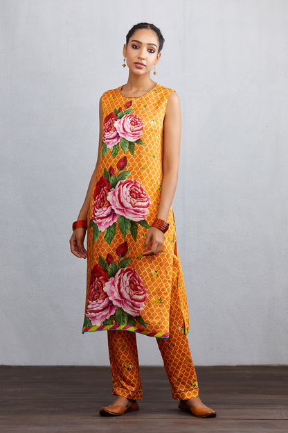 Santree Ikjot Kurta Set