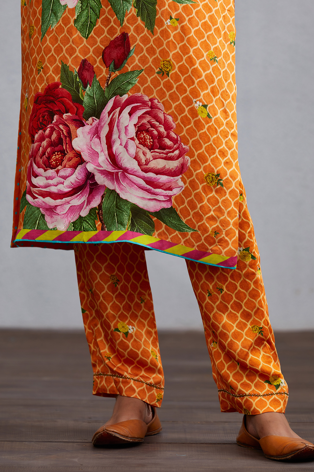 Santree Ikjot Kurta Set