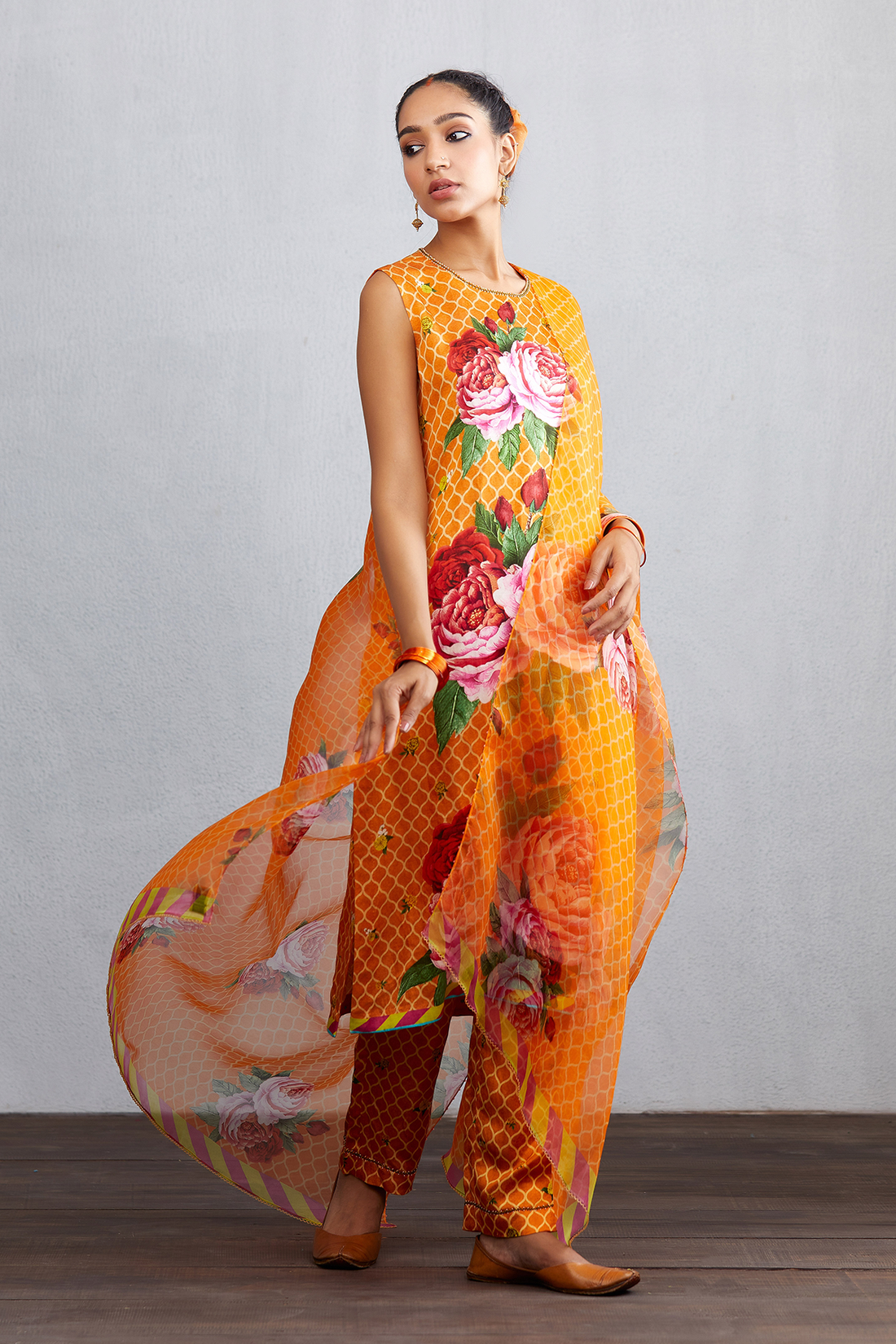 Santree Ikjot Kurta Set