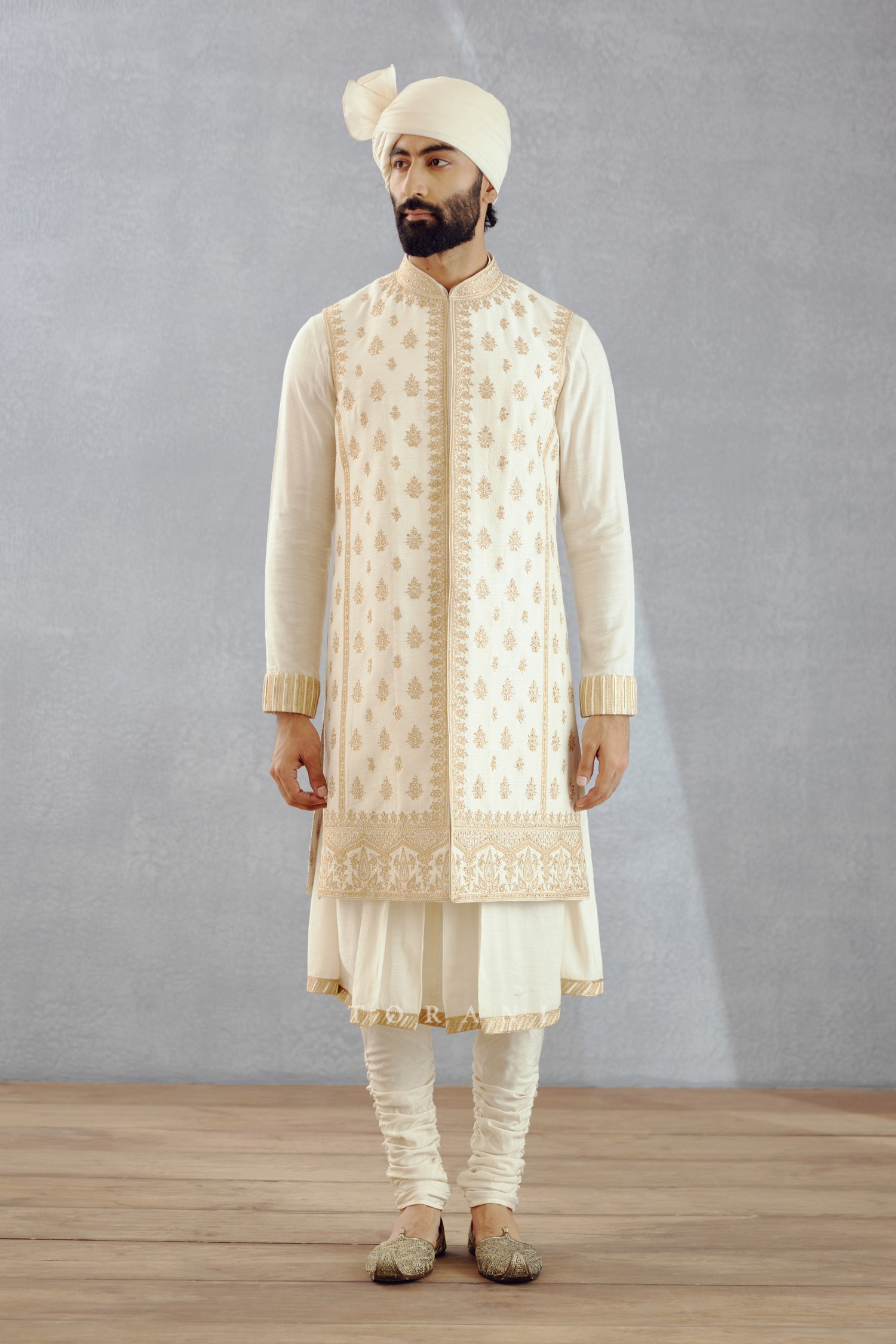 Mogra Gaurish Sherwani