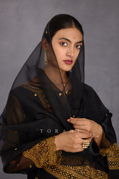 Gulghast Abhra Odhni