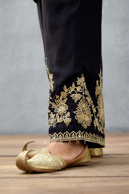 Gulghast Shiraz Kurta Set