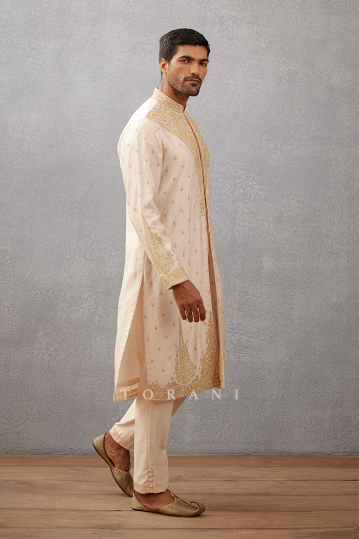 Mogra Aabid Kurta Set