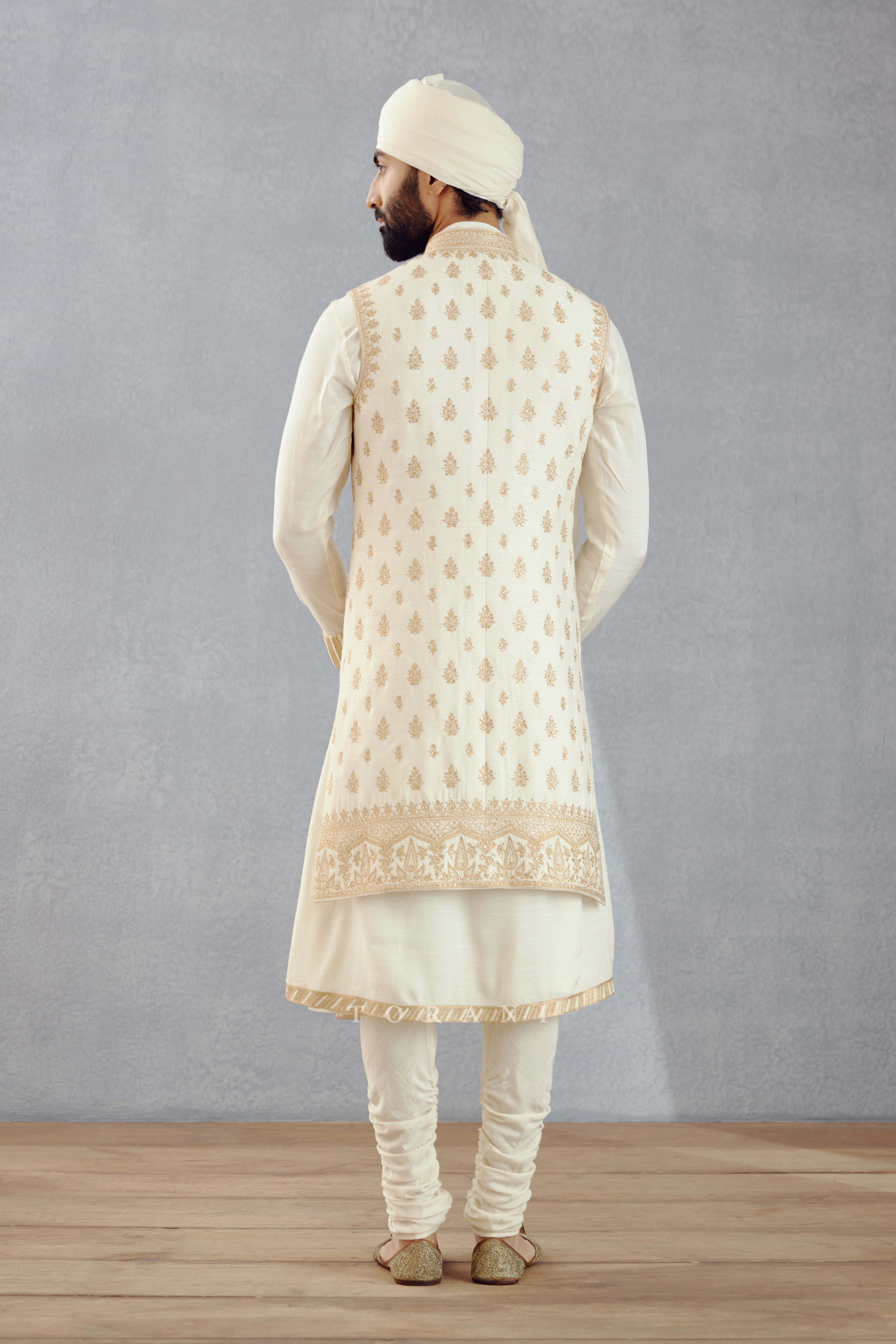 Mogra Gaurish Sherwani