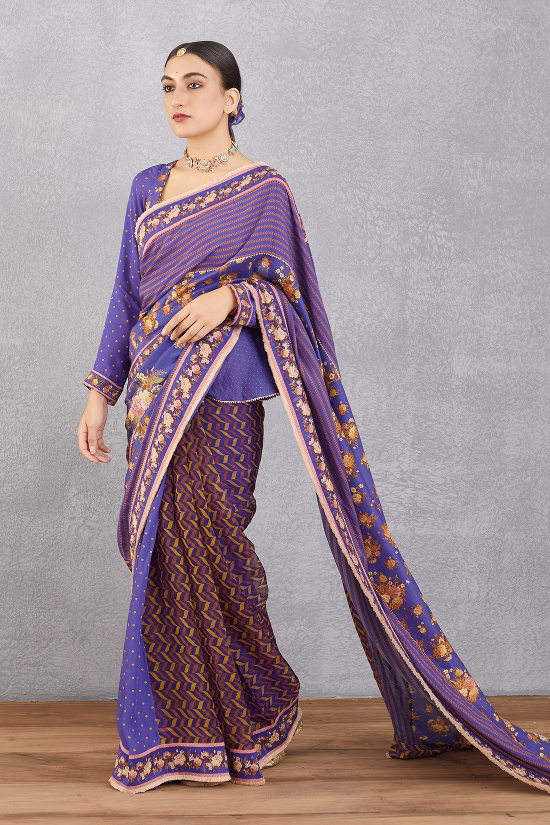 Jamuni  Nagma Saree