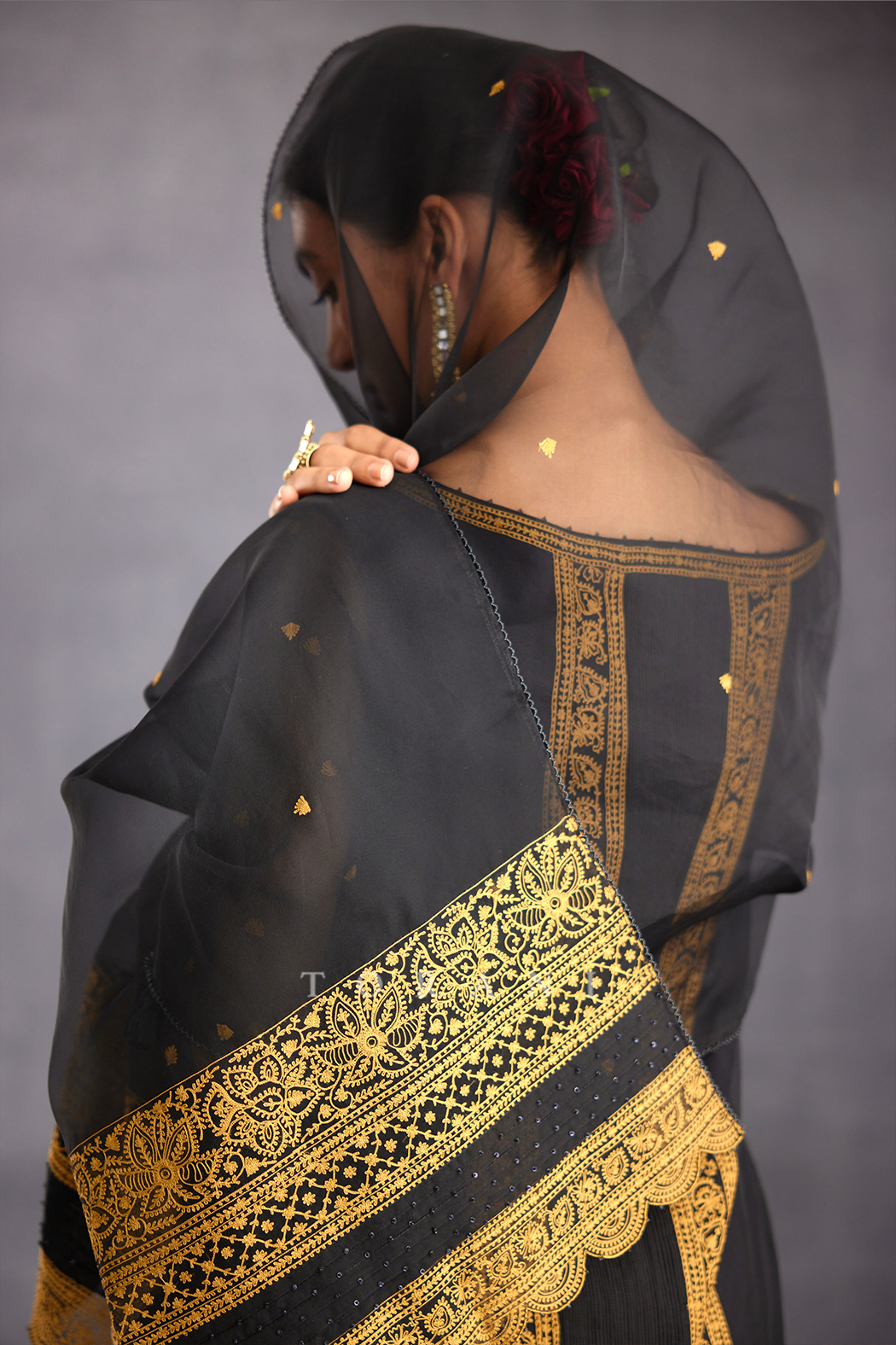 Gulghast Abhra Odhni