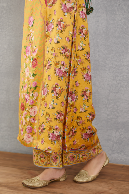 Sunehra Abhidah Kurta Set