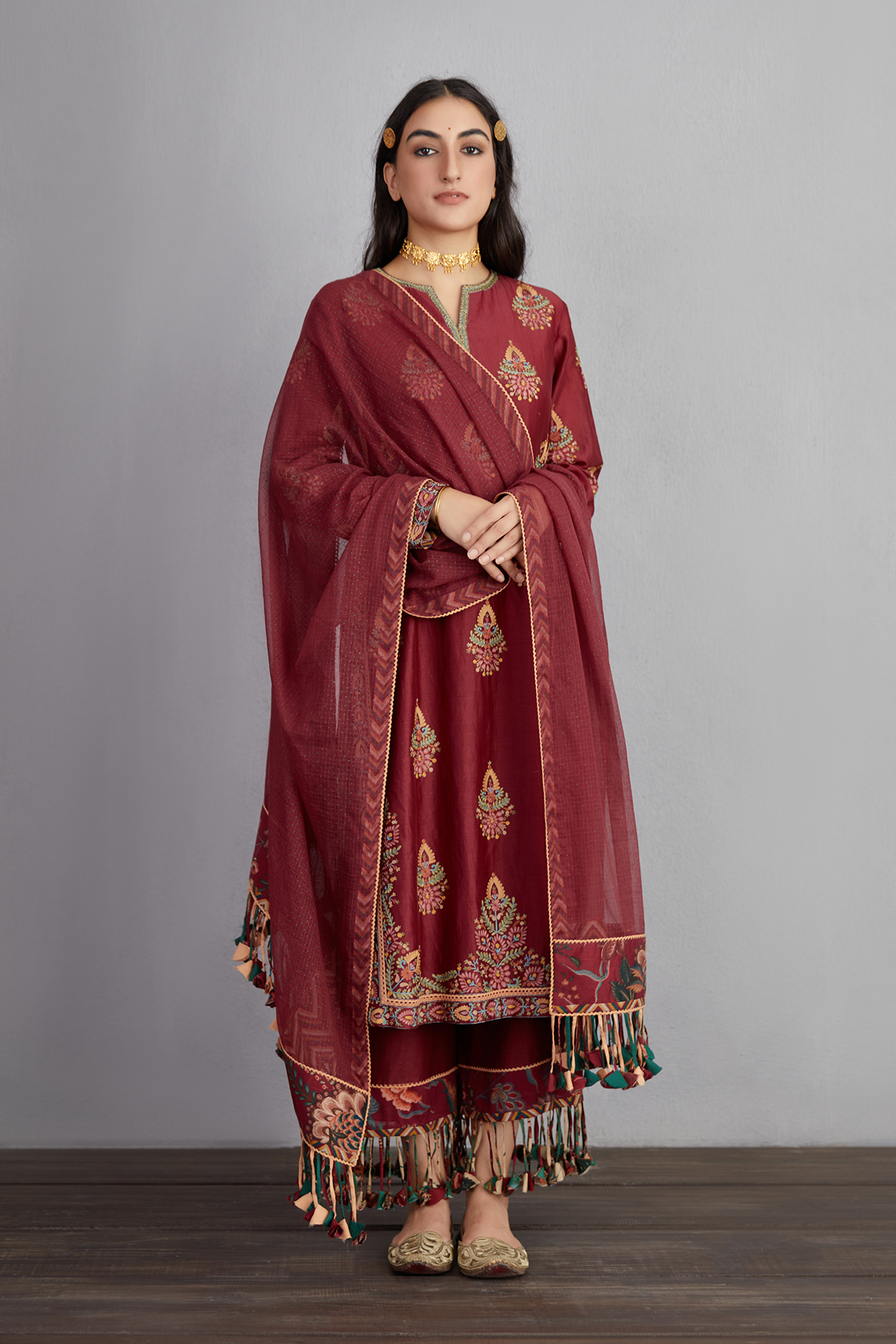 Sanobar Falgun Kurta Set