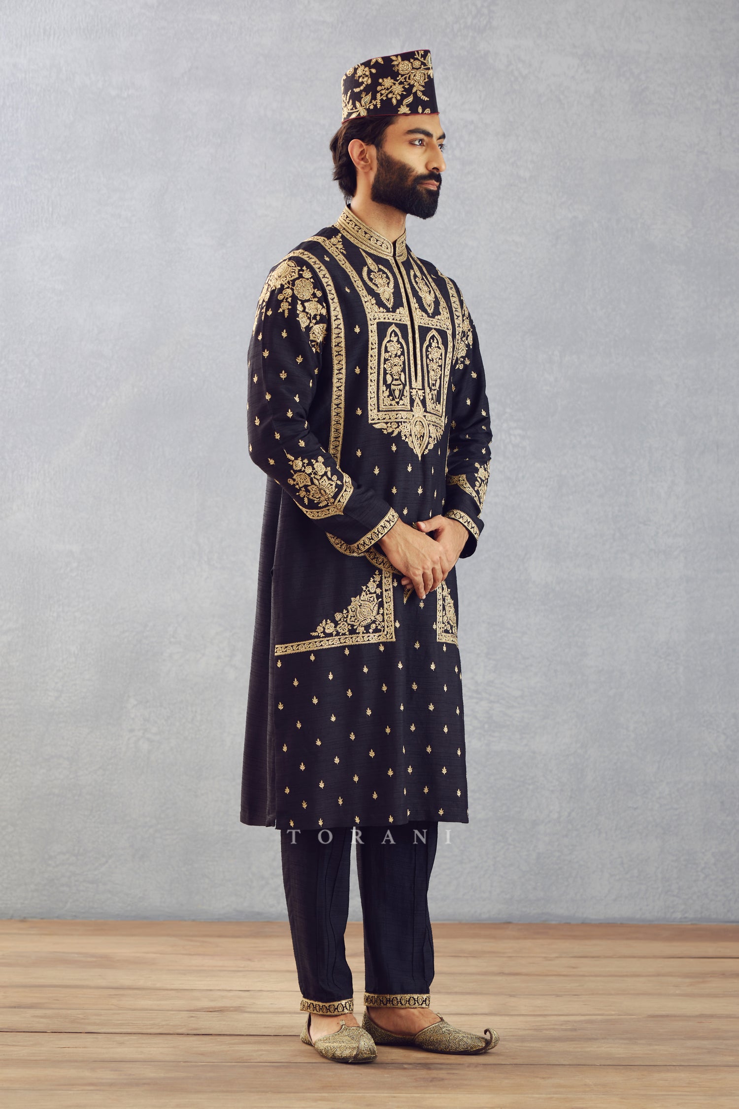 Gulghast Amogh Kurta Set