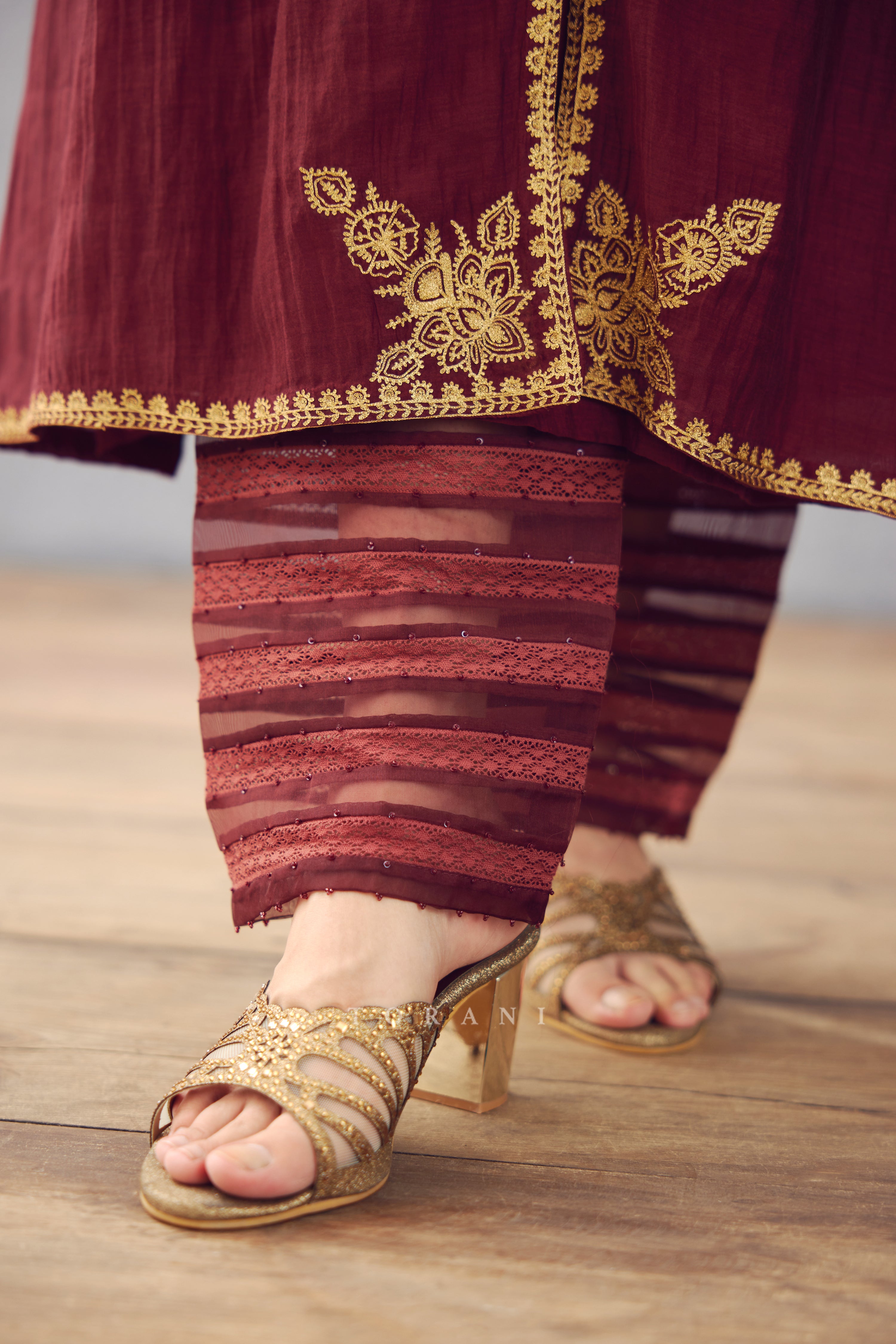 Gulnar Kiyah Kurta Set