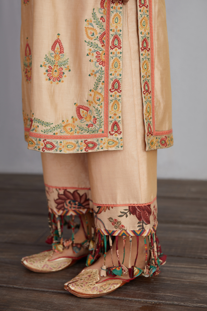 Chandan Falgun Kurta Set