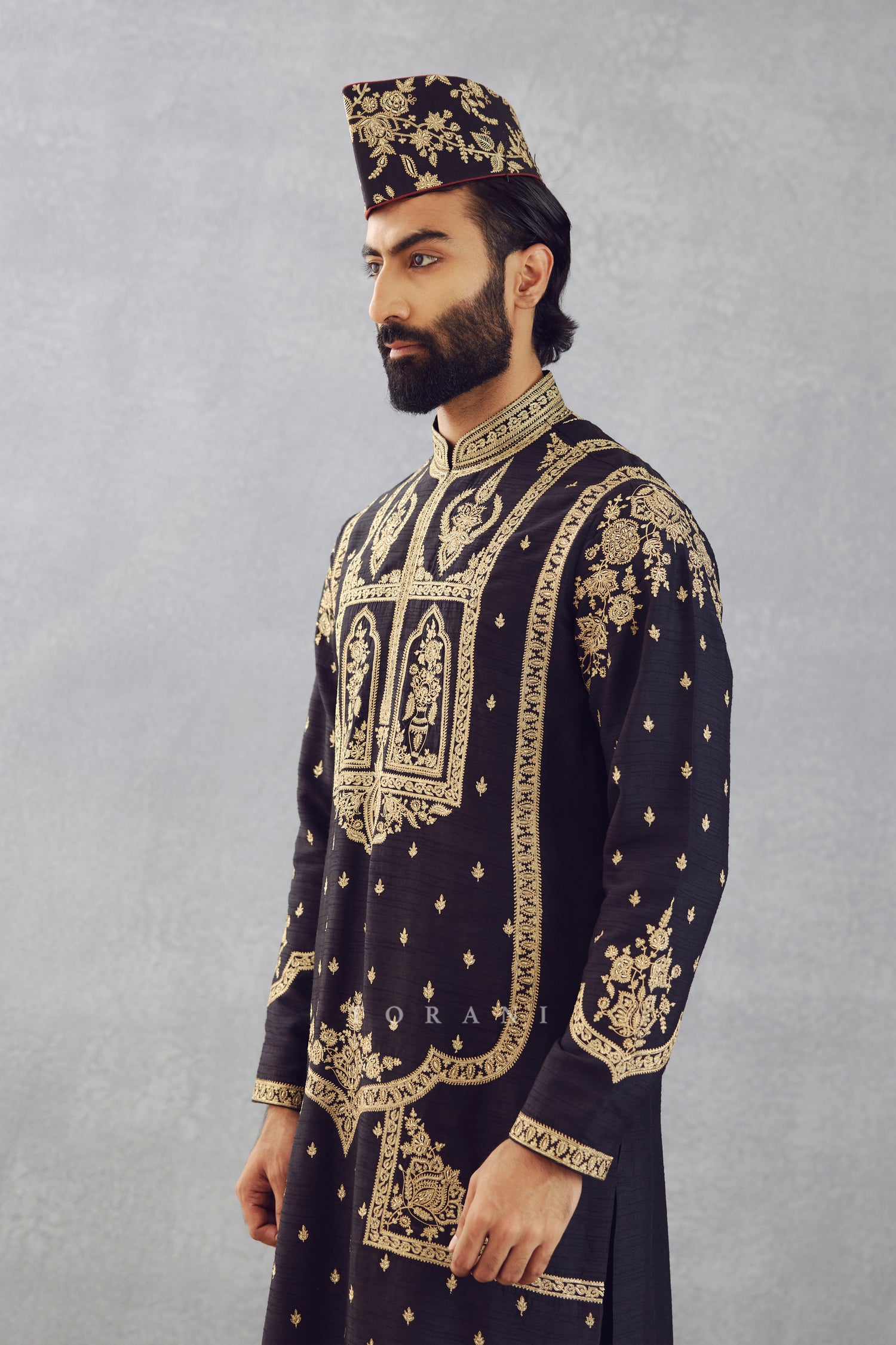 Gulghast Amogh Kurta Set