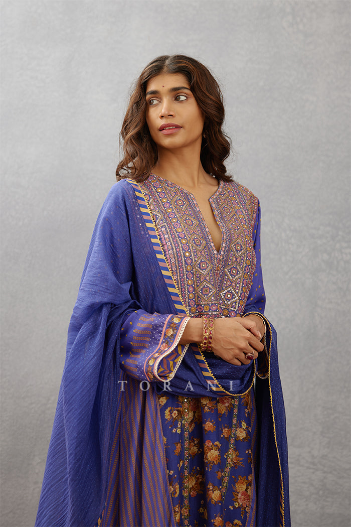 Jamuni Bushra Kurta Set