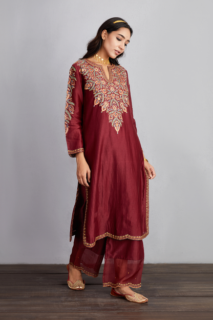 Sanobar Sehmat Kurta Set