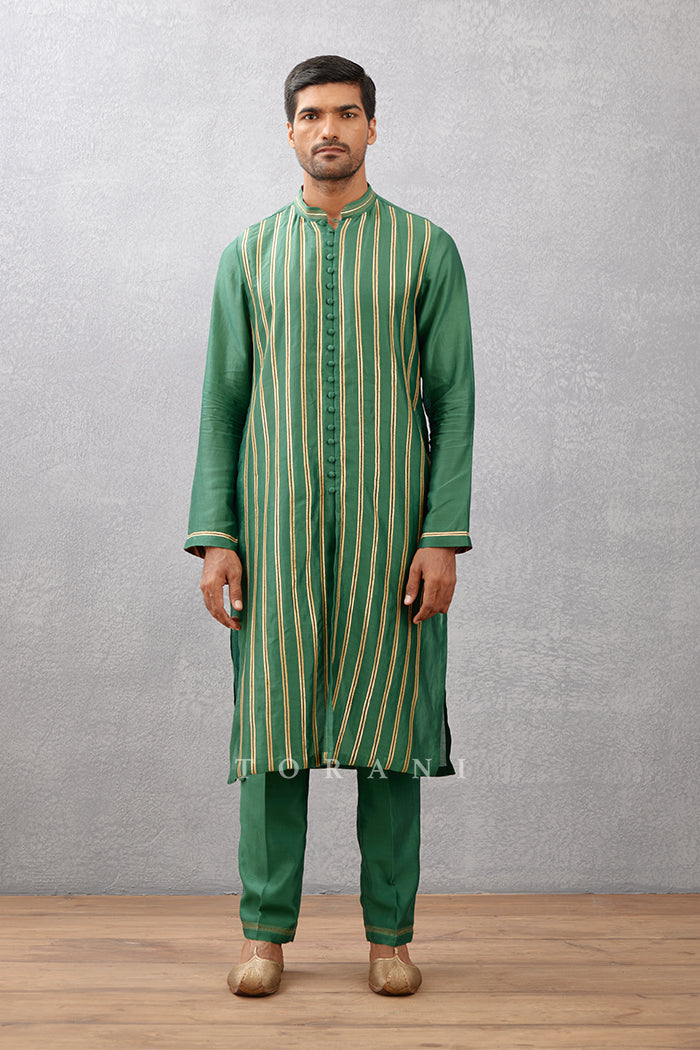 Sheesham Aadeel Kurta Set