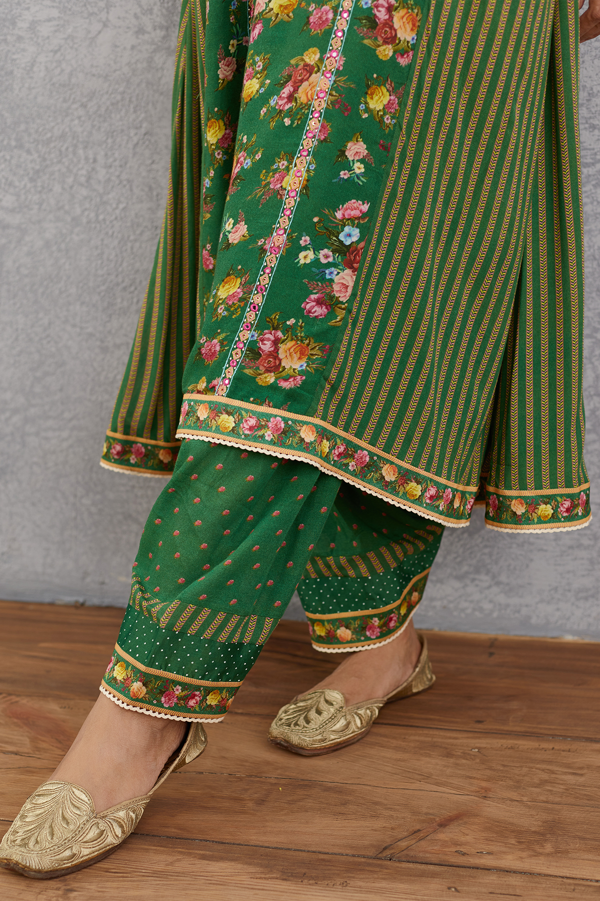 Panna Bushra Kurta Set