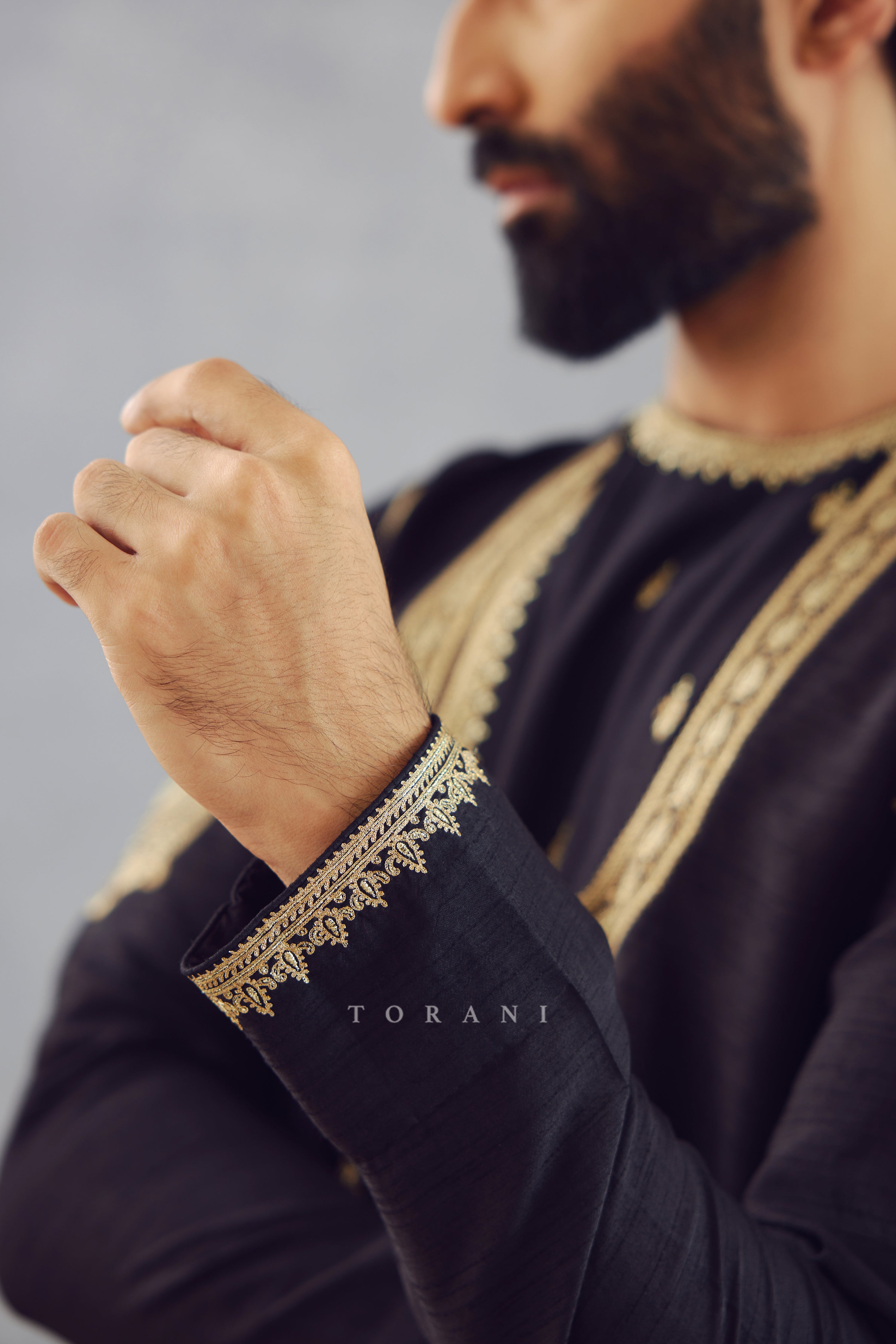 Gulghast Naaz Kurta Set