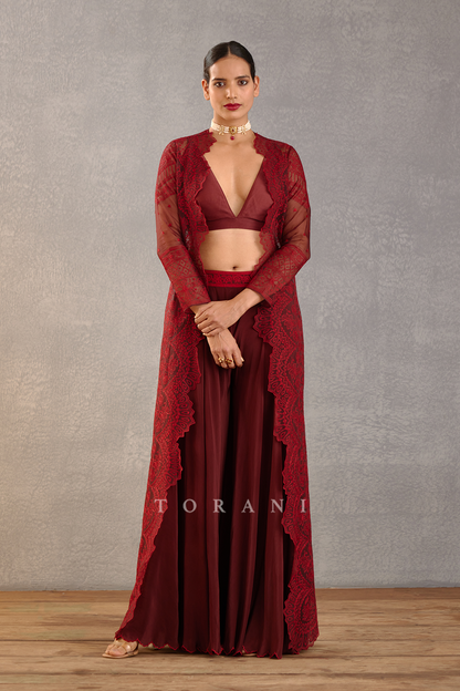 Gulnar Daavya Cape Set