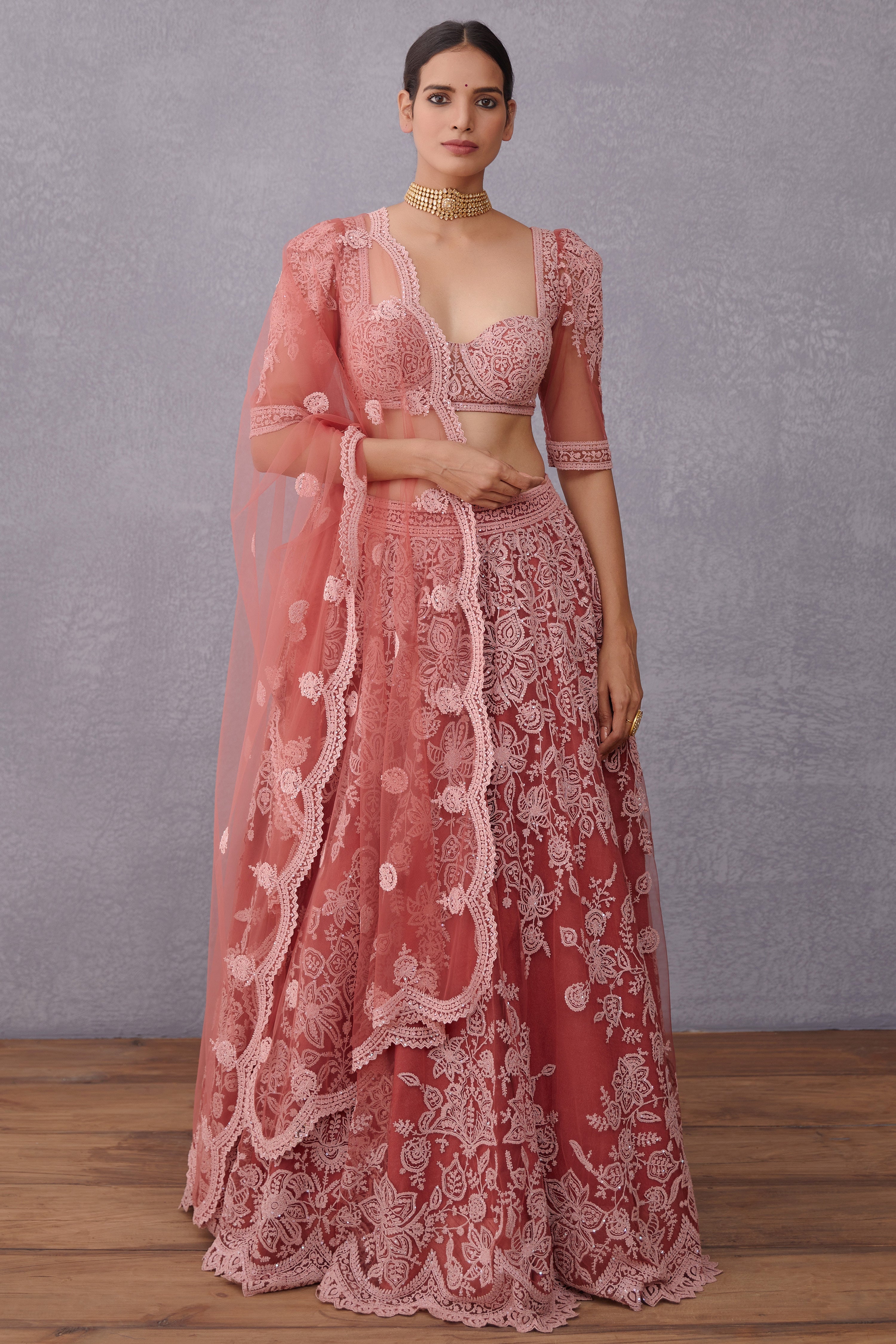 Gulbaag Hansini Odhni