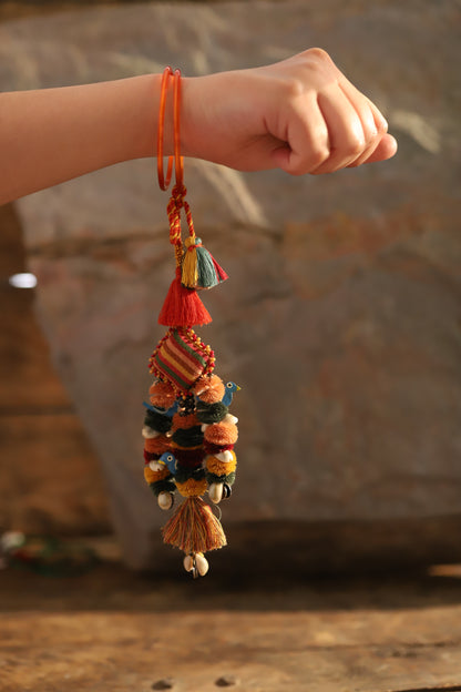 Satrangi Latkan Sutra
