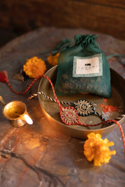 Resham Panna Sutra