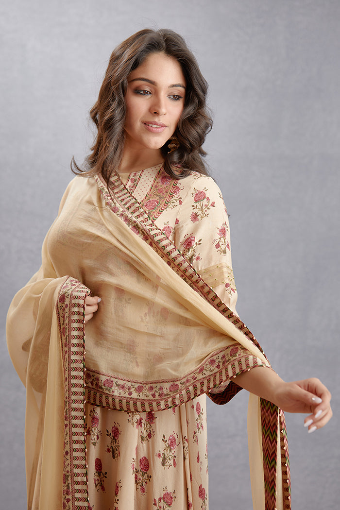 Kasturi Tarangini Odhni