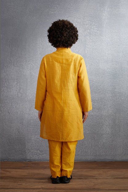 Sunehra Navratan Karam Kurta Set