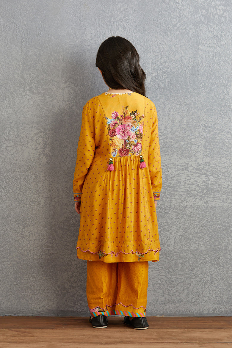 Sunehra Gohar Kurta Set