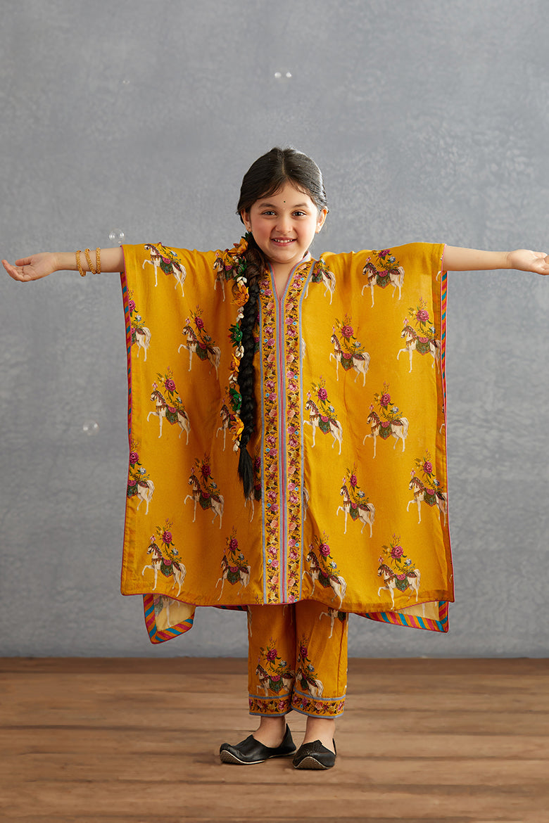 Sunehra Aqsa Kaftan Set