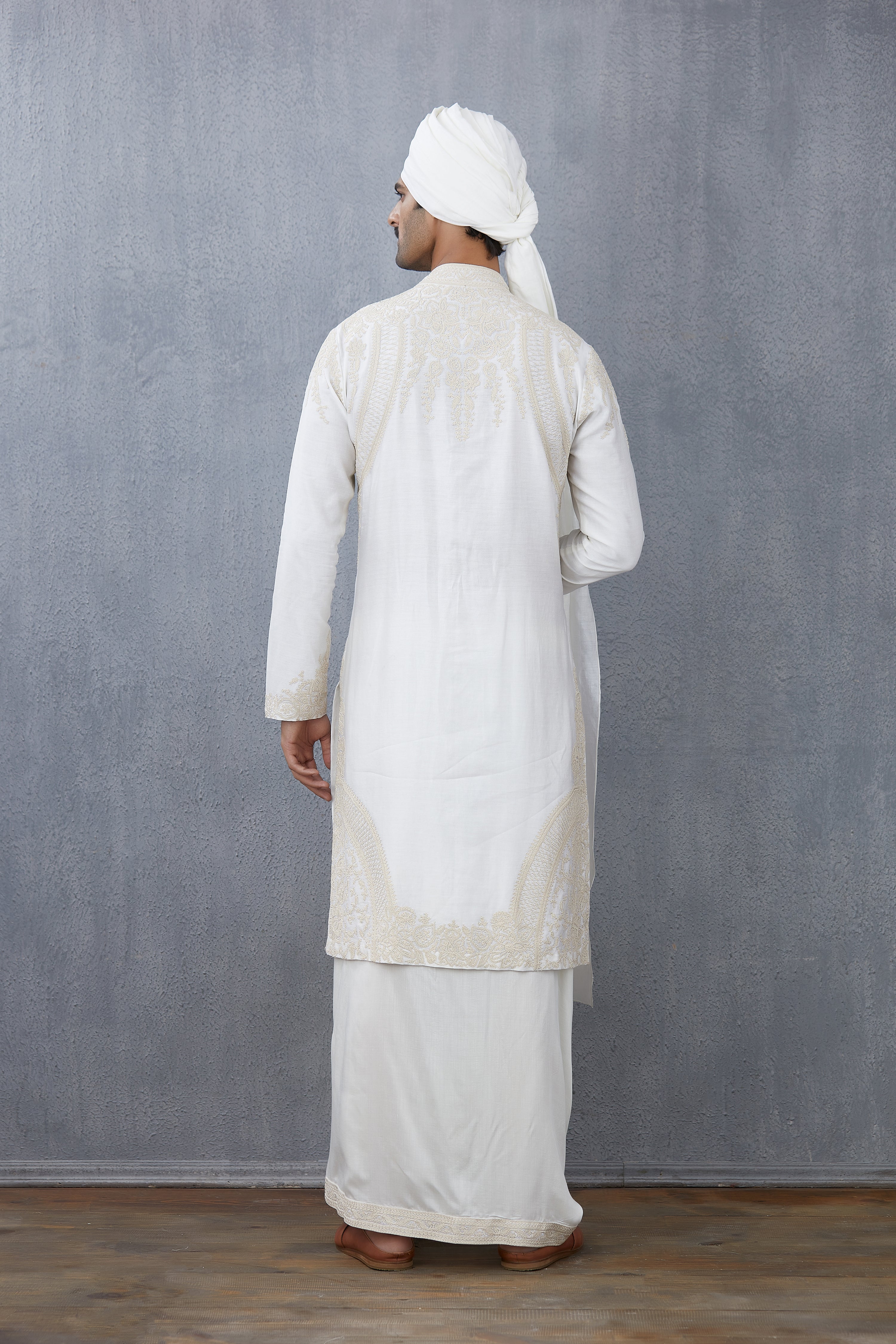 Swetah Aazim Dhoti Set
