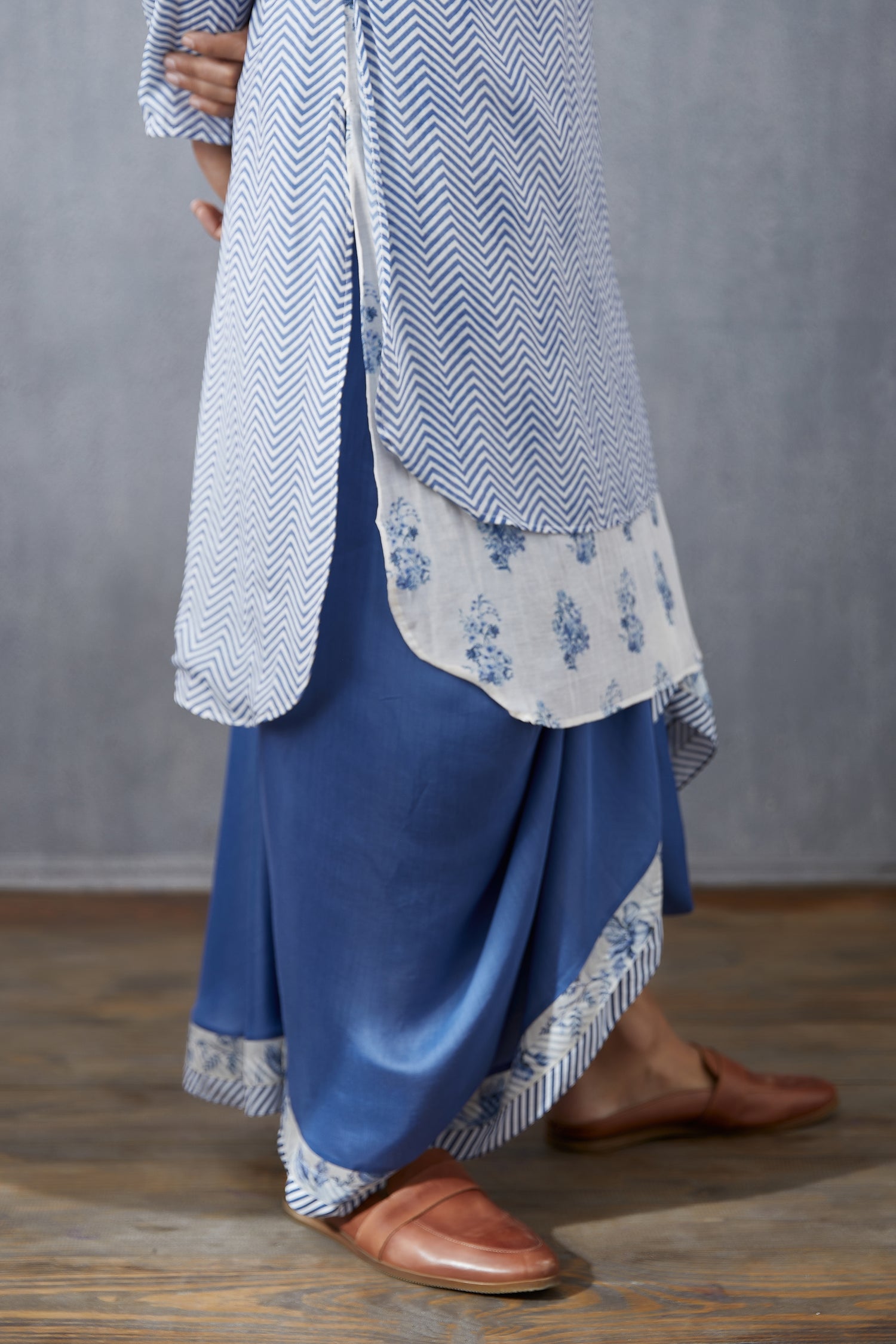 Neeli Booti Rafik Dhoti Set