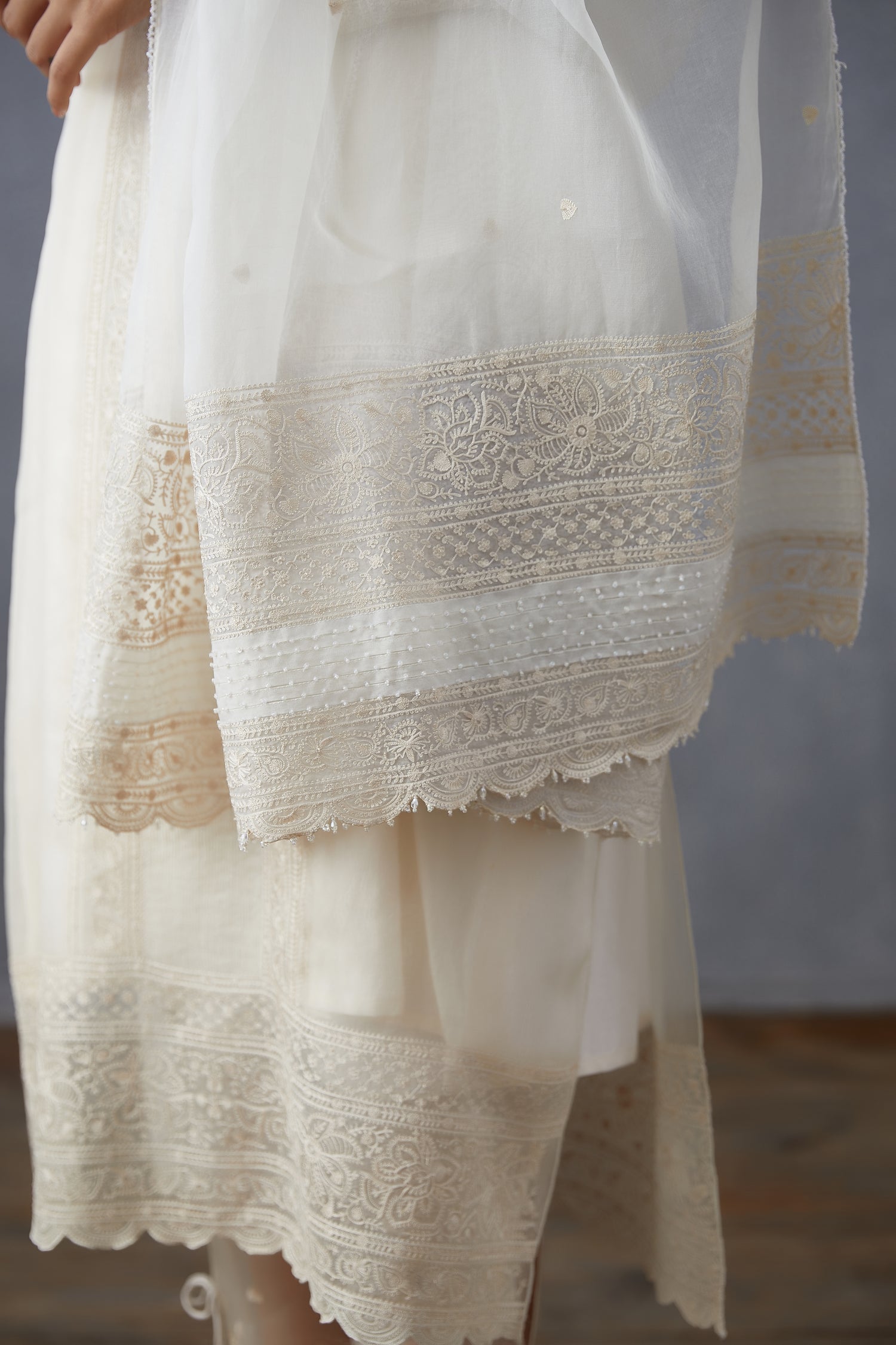 Swetah Abhra Kurta Set