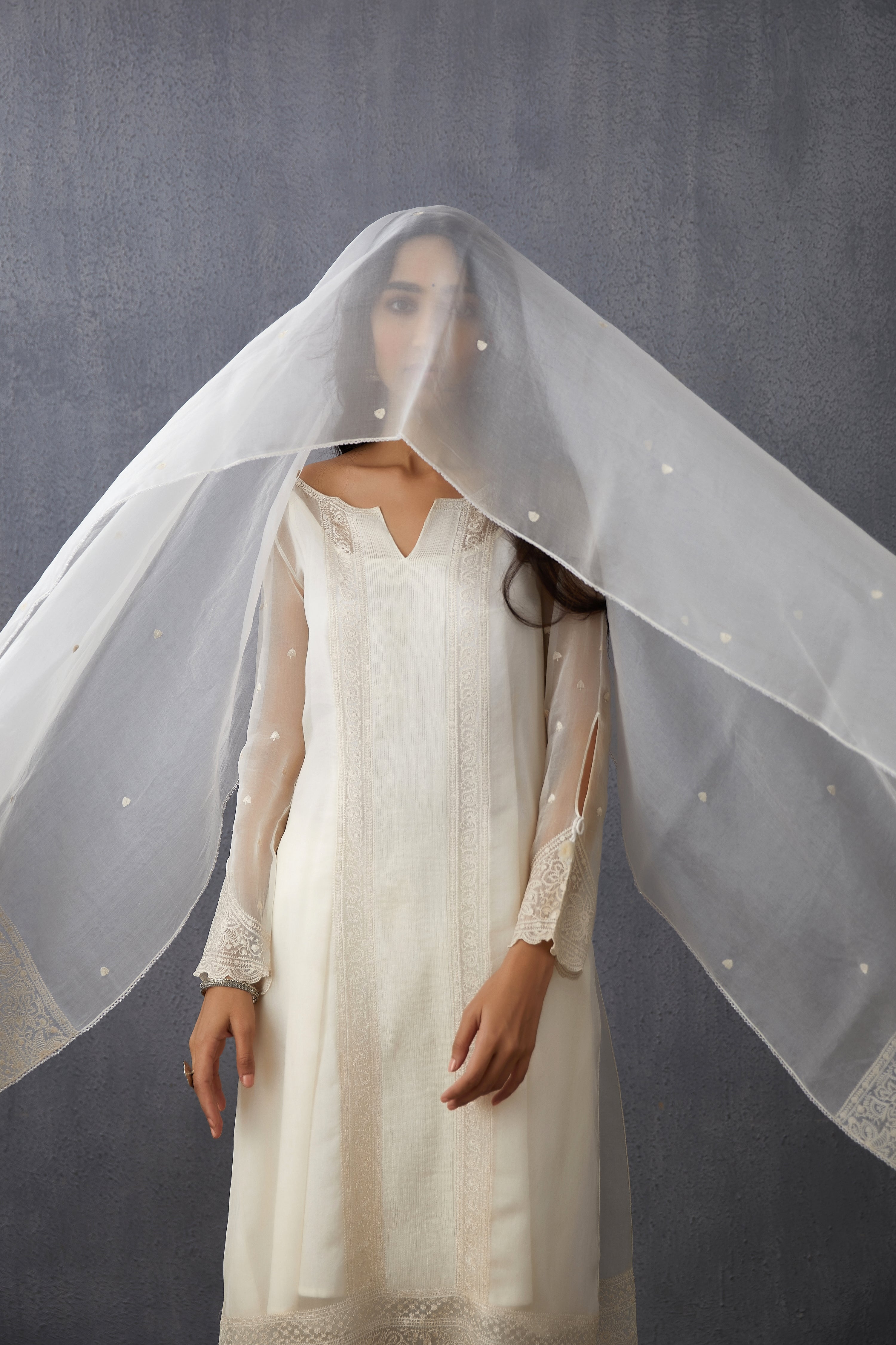 Swetah Abhra Kurta Set