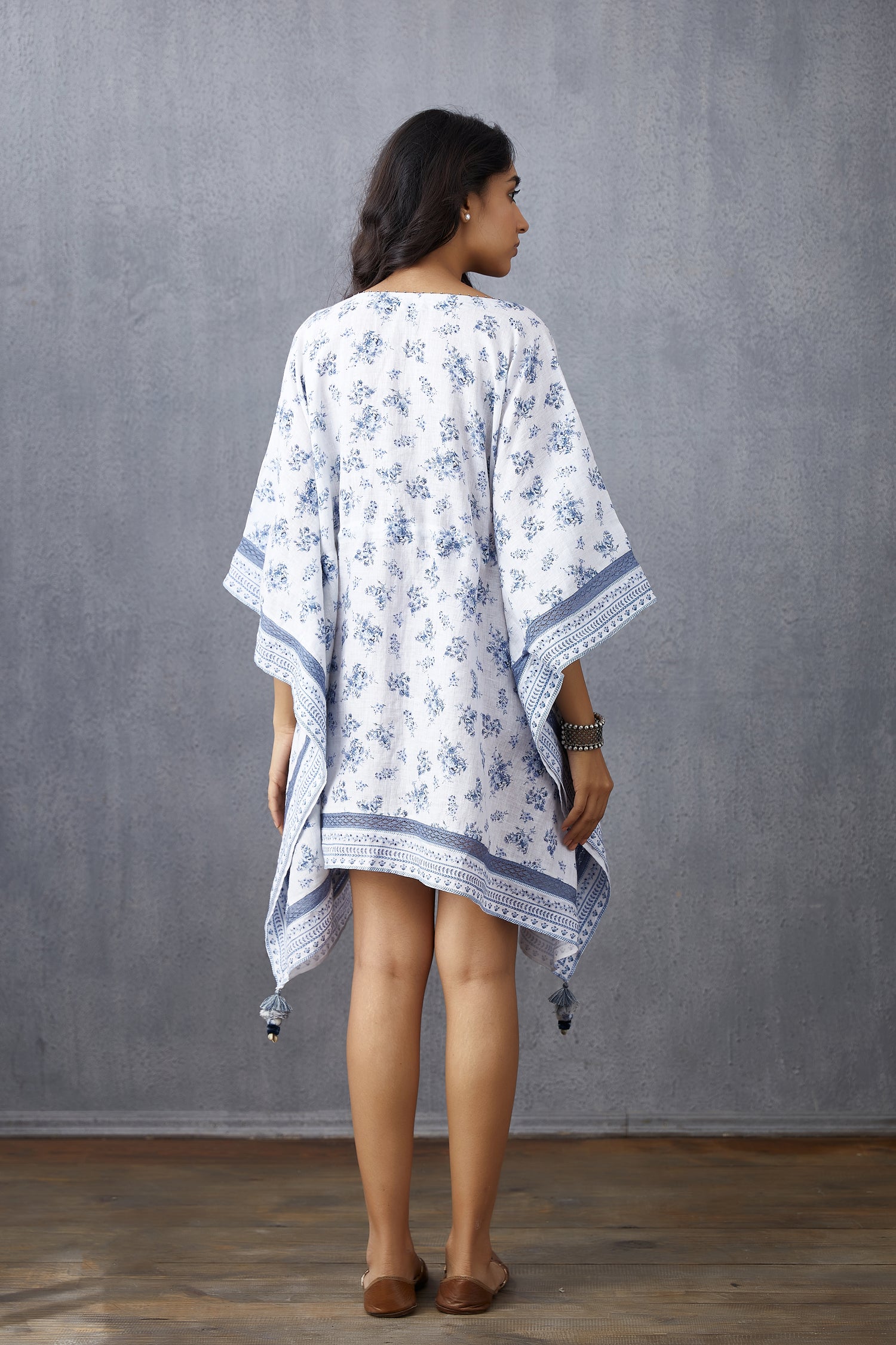 Neeli Gul Booti Rhia Kaftan