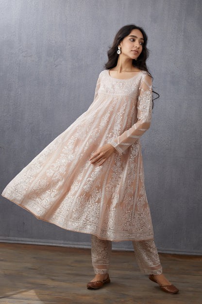 Neera Kalidaar Paavni Kurta Set