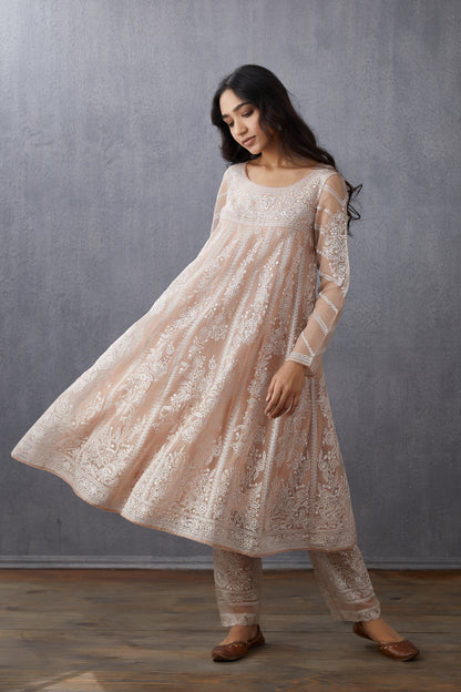 Neera Kalidaar Paavni Kurta Set