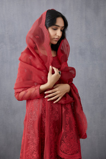 Surkh Kalidaar Paavni Kurta Set