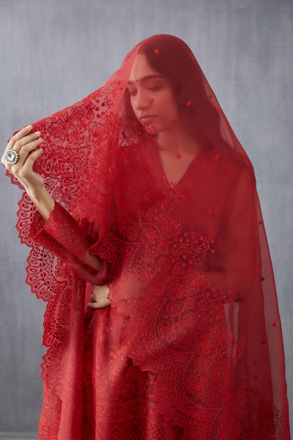 Surkh Sloka Kurta Set