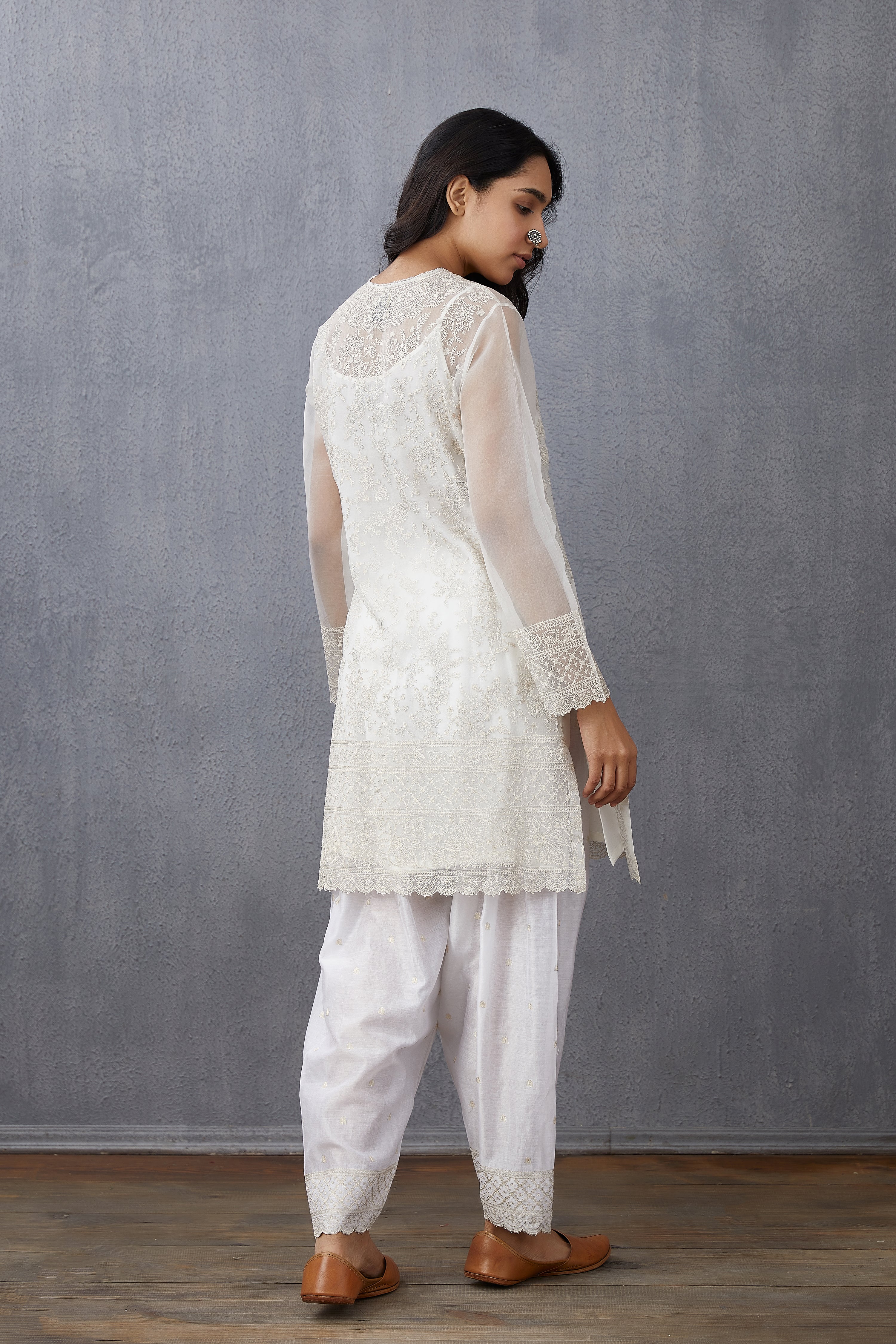 Swetah Sloka Kurta Set