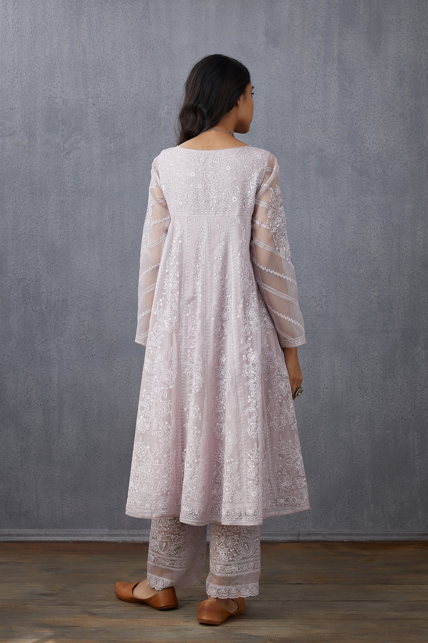 Bakaayan Kalidaar Paavni Kurta Set