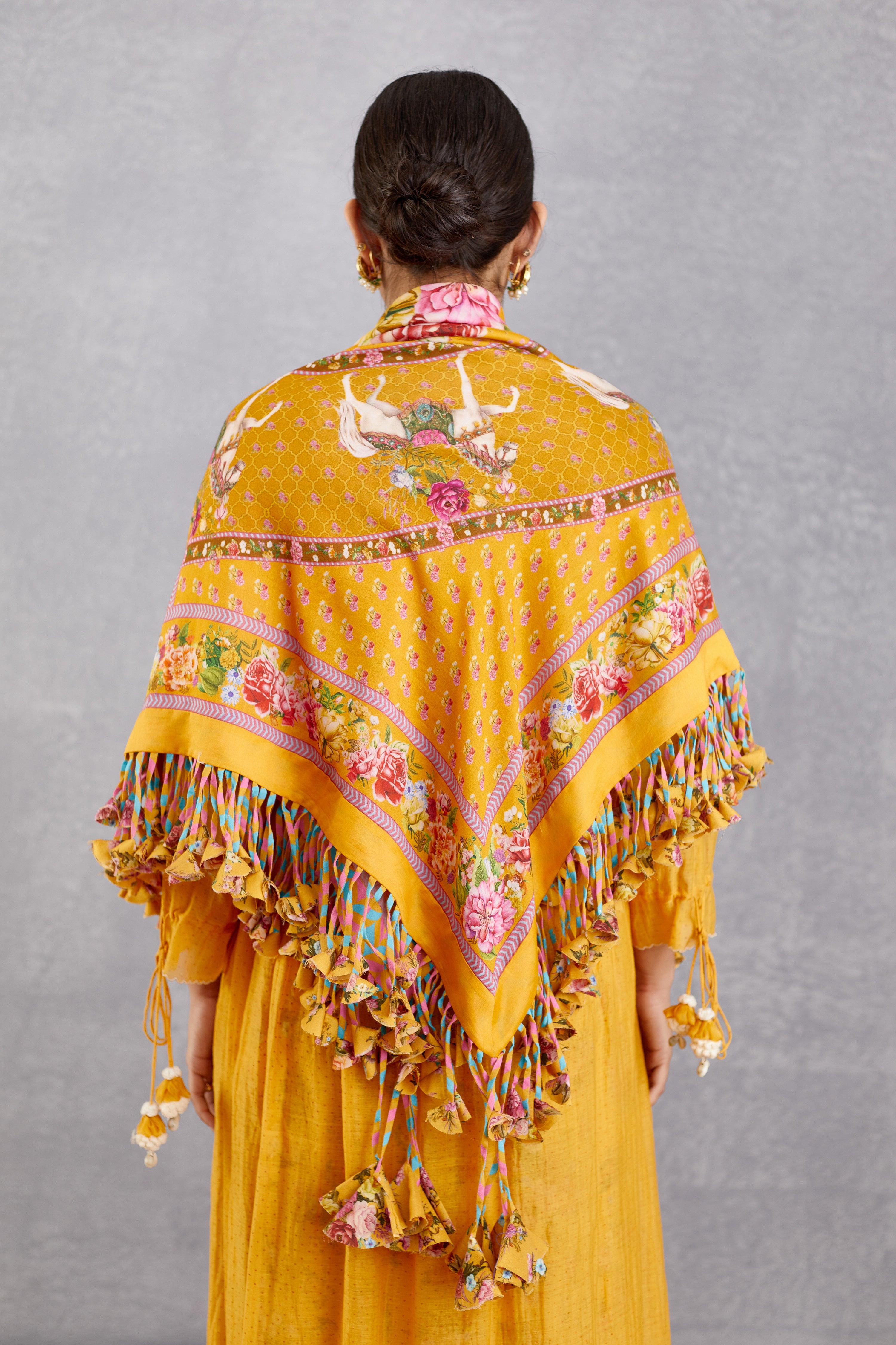 Sunehra Roshey Latkan Scarf