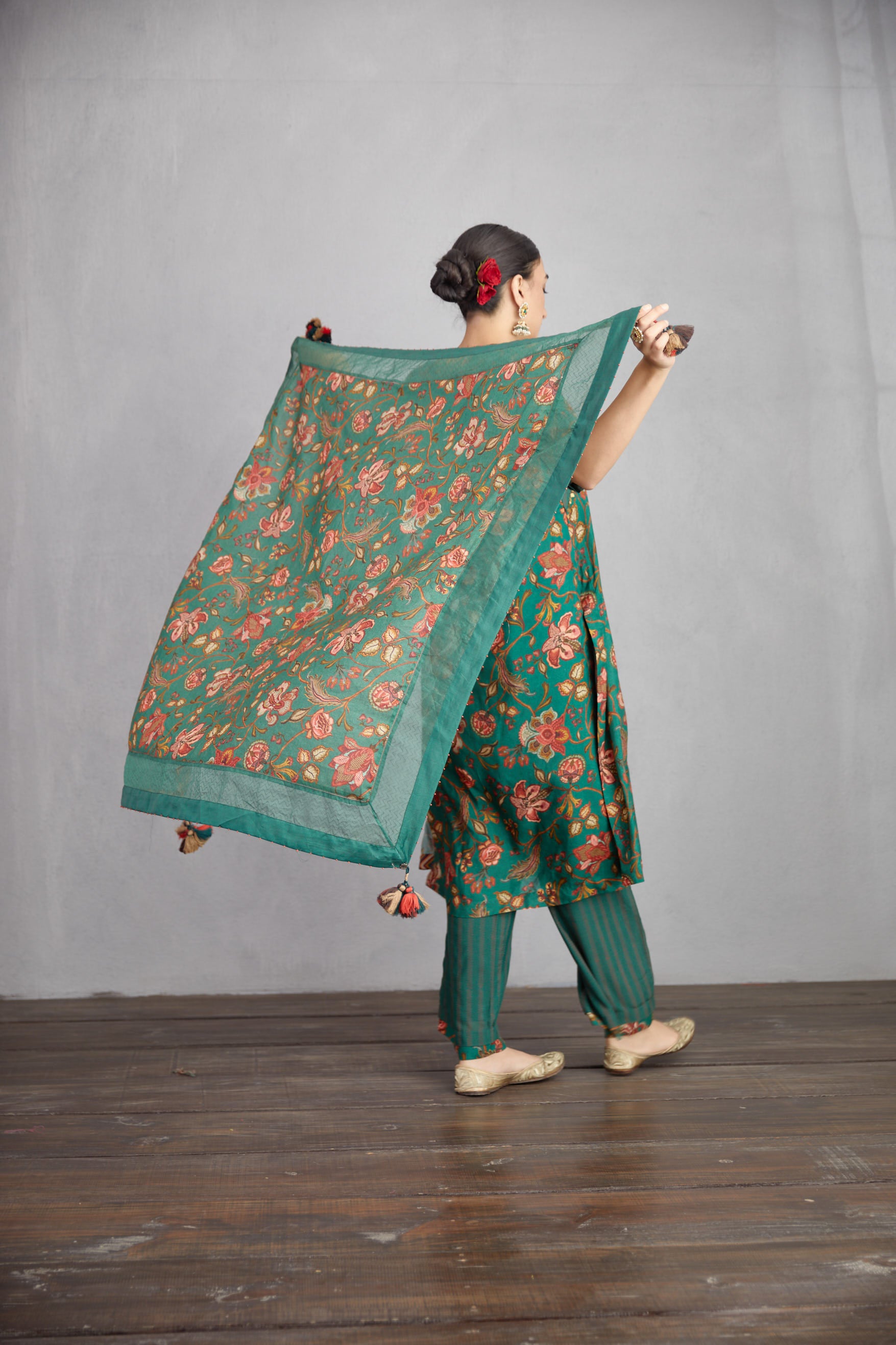 Sheesham Aafiya Scarf