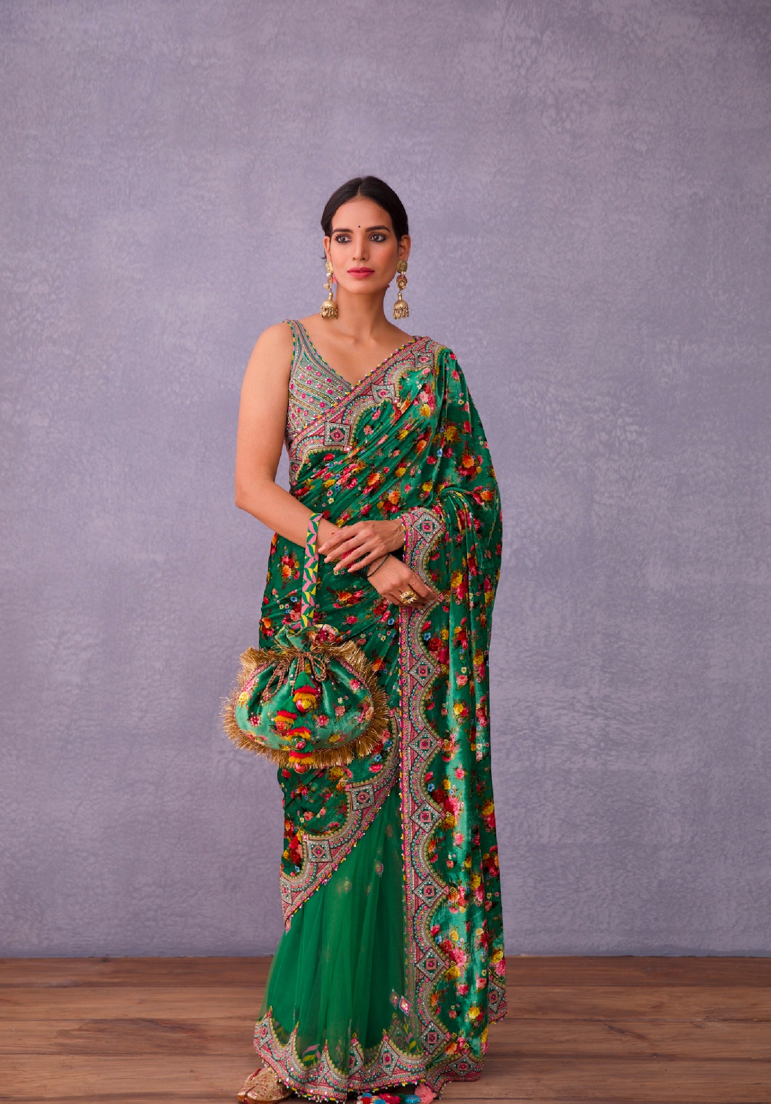 Panna Nilofer Makhmal Potli