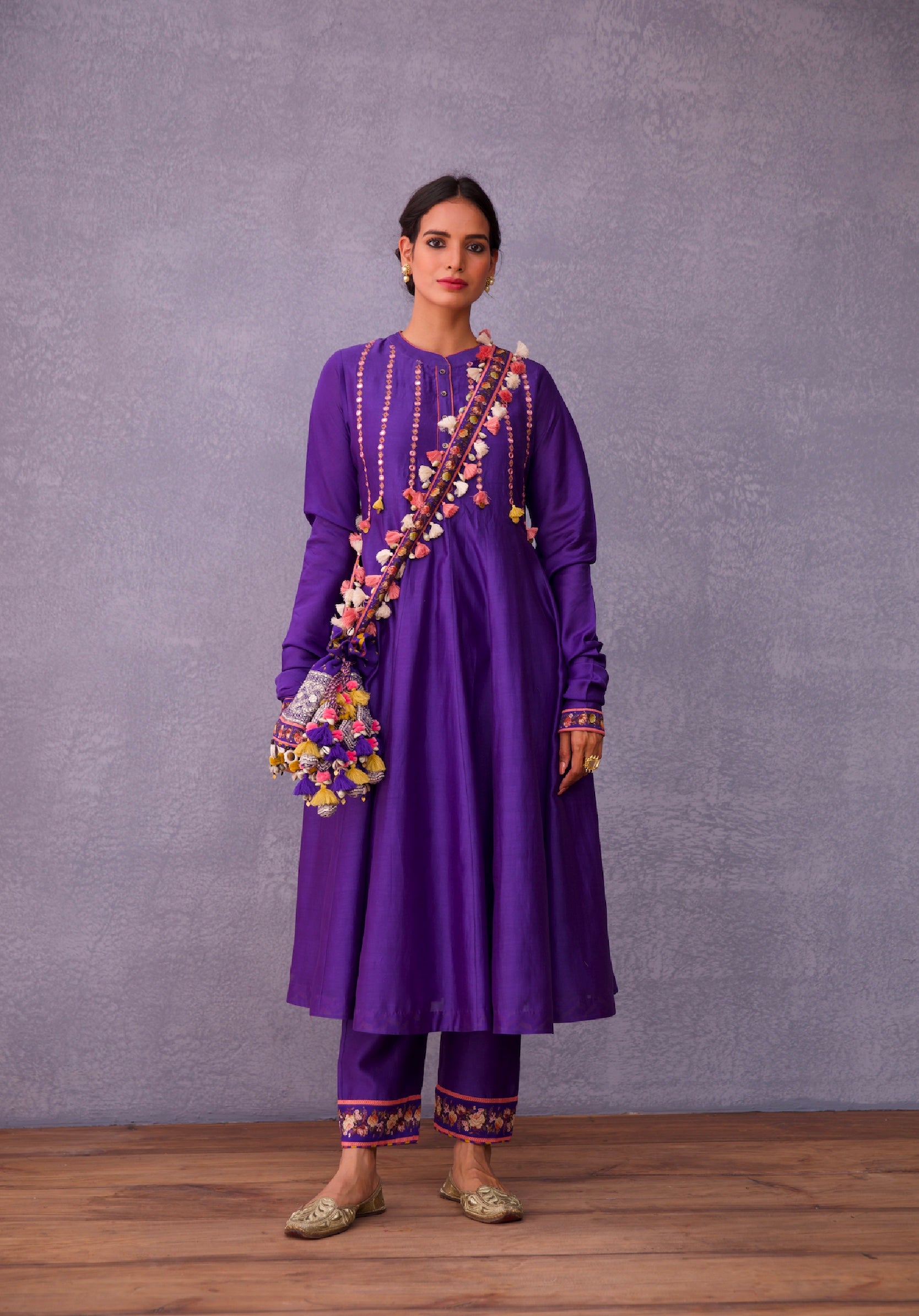 Jamuni Mariyam Saddle Potli