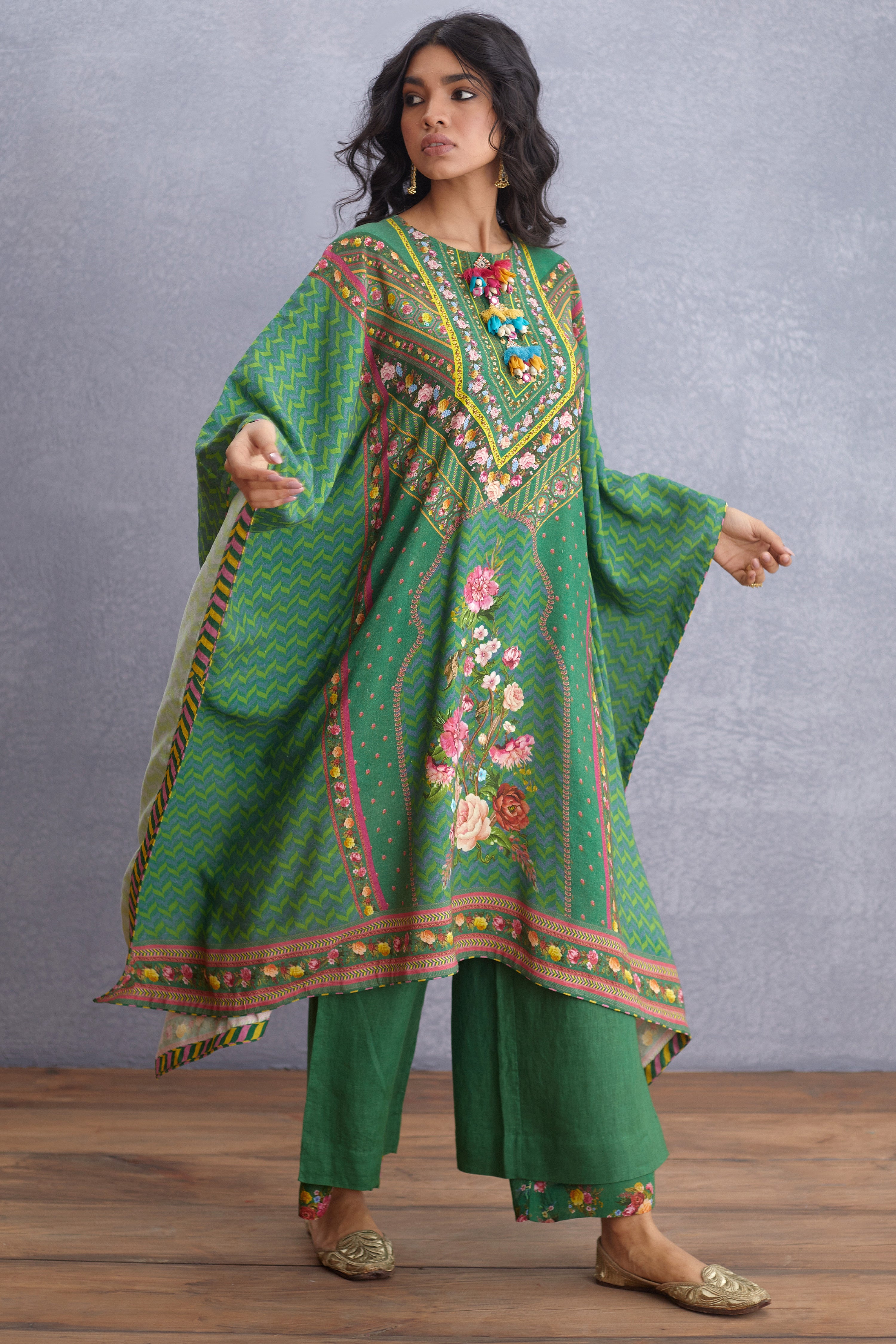Panna Nazreen Kaftan Set