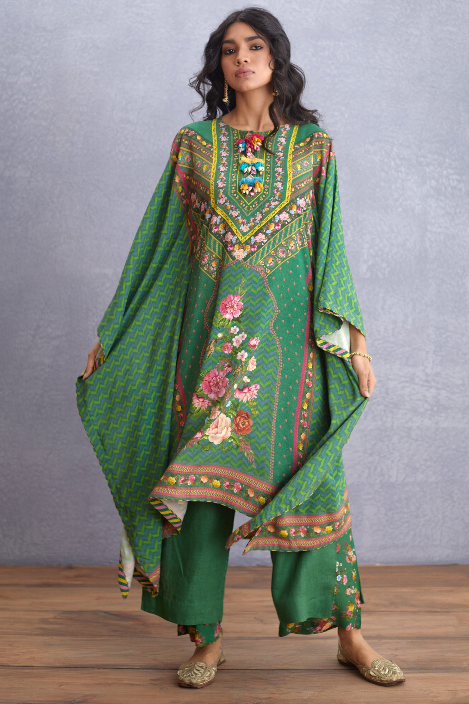 Panna Nazreen Kaftan Set