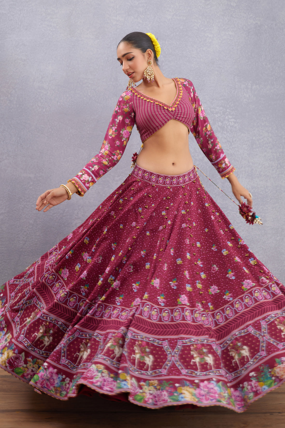 Manika Aoruni Lehenga Set